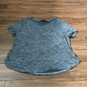 Athleta tee shirt